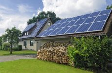 Сонячні батареї і обладнання для сонячних електростанцій